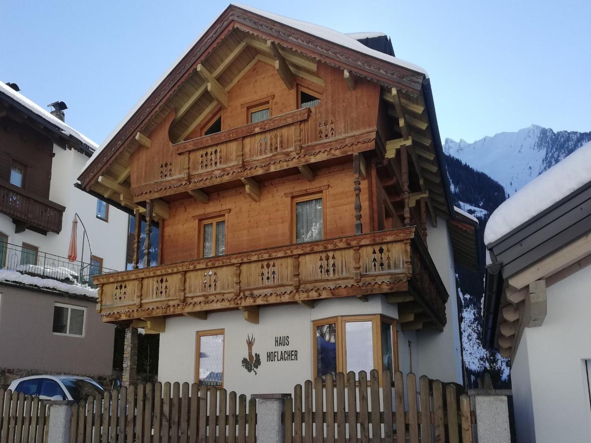 Apartment In Mayrhofen With A Balcony 외부 사진