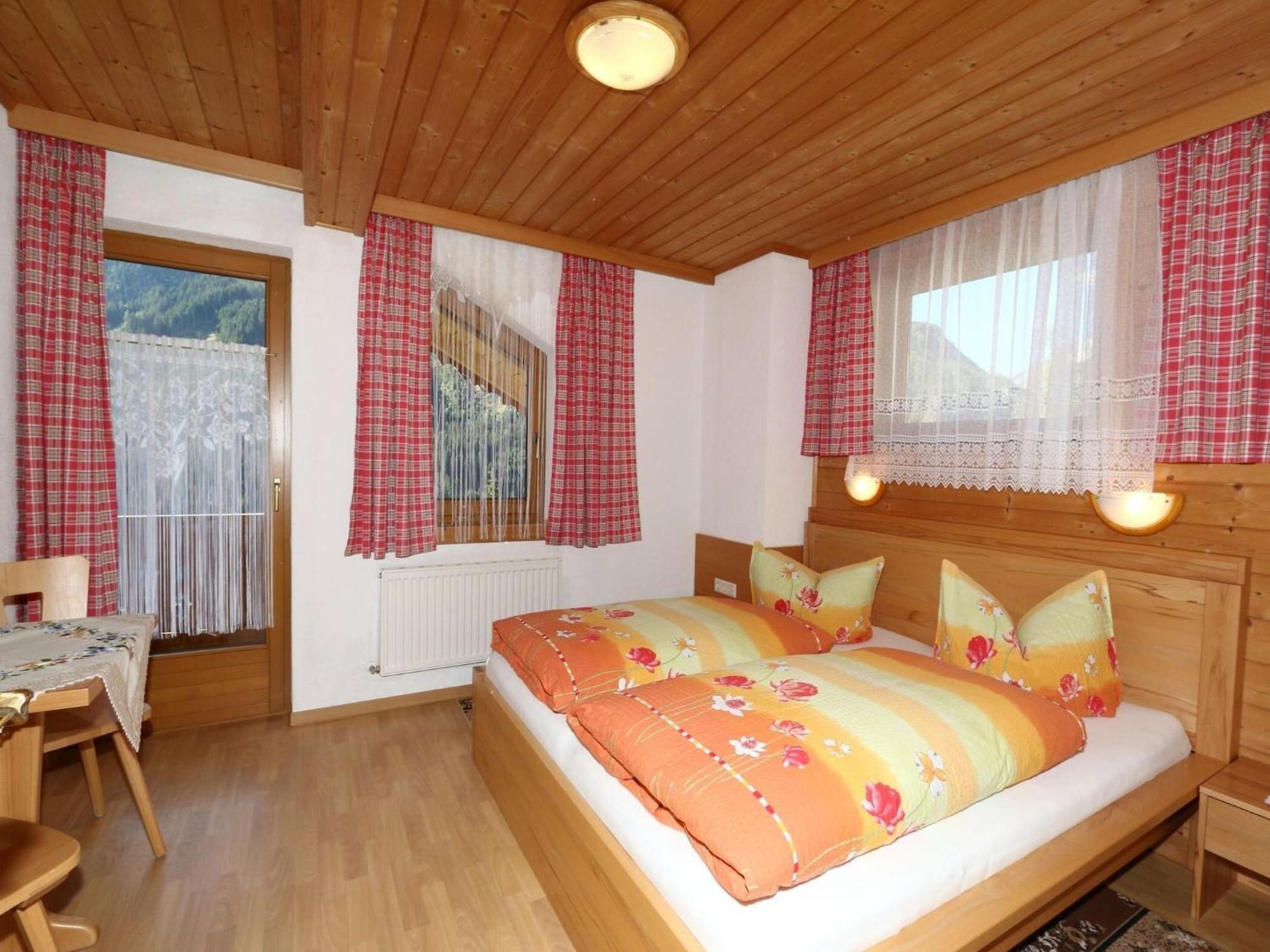 Apartment In Mayrhofen With A Balcony 외부 사진