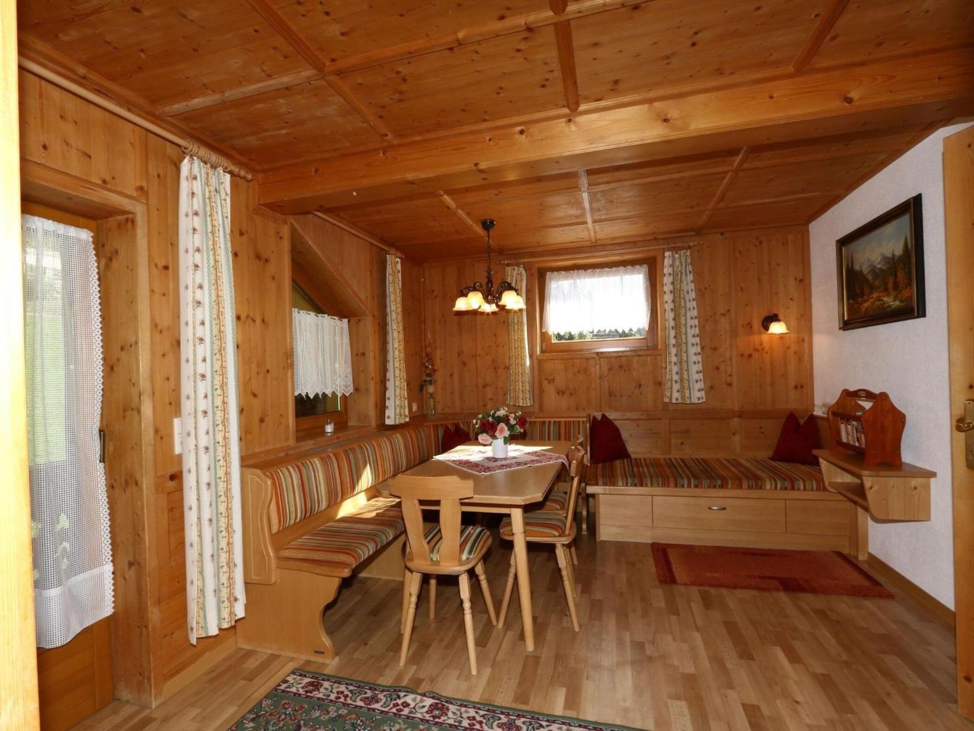 Apartment In Mayrhofen With A Balcony 외부 사진