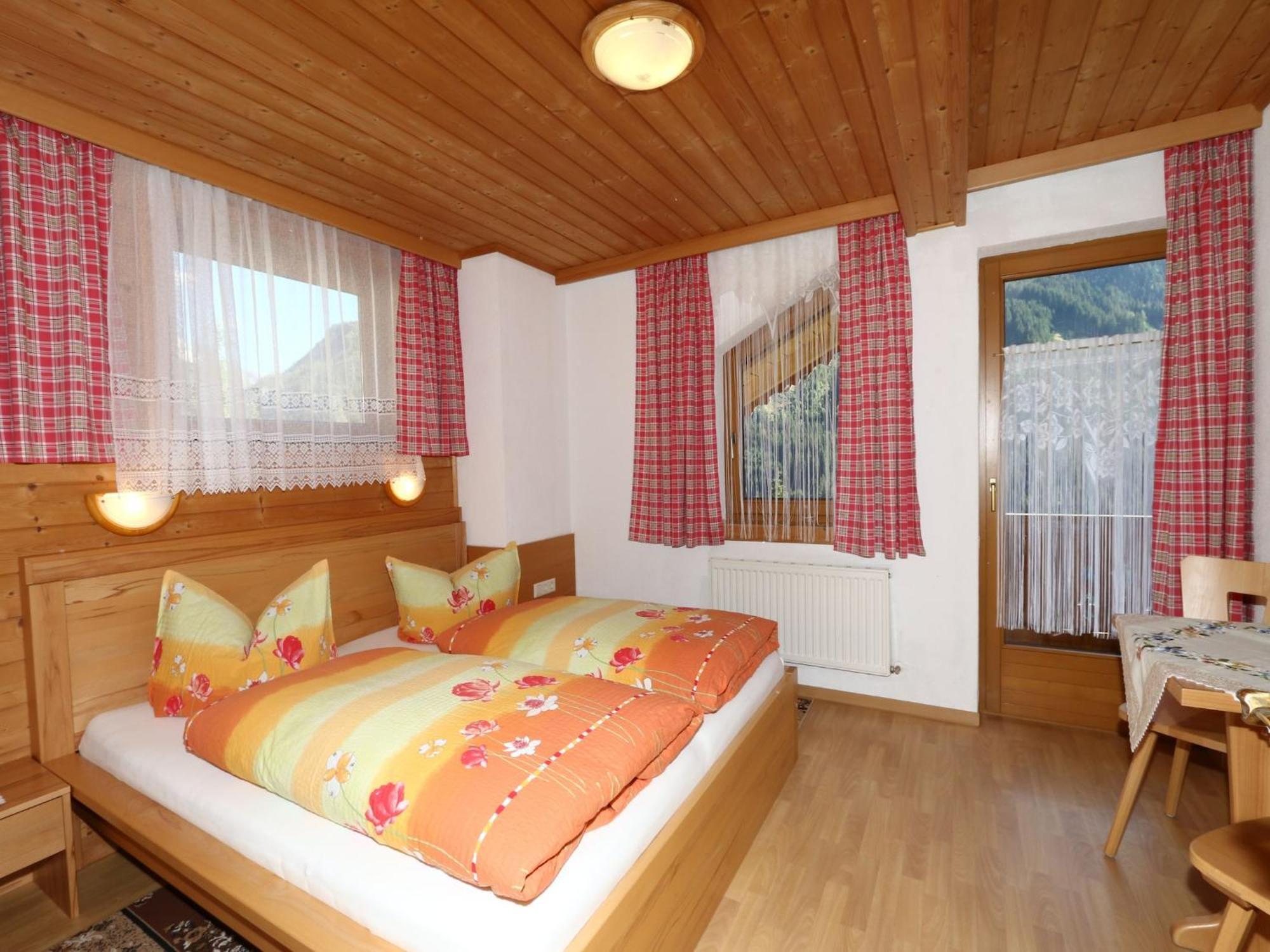 Apartment In Mayrhofen With A Balcony 외부 사진